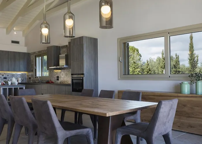 Ylenia Vila Argostoli (Kefalonia)