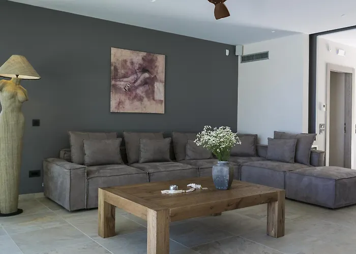 Ylenia Argostoli (Kefalonia)